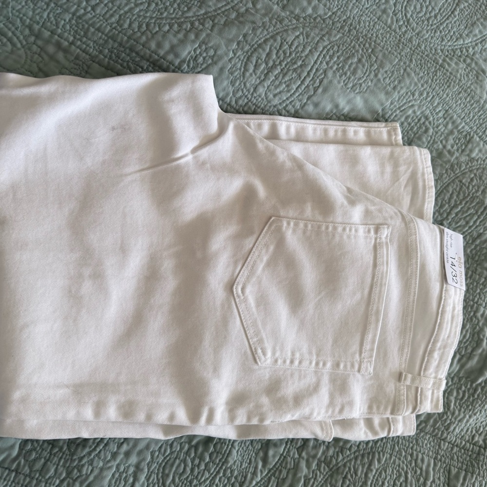 Ella Moss White Boyfriend Jeans